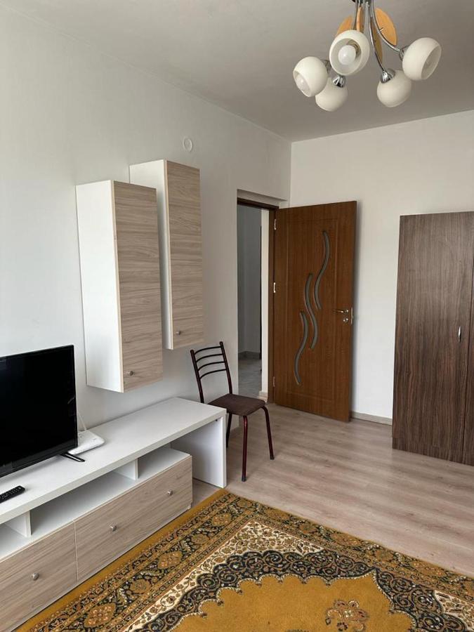 Velovan Apartment Craiova Exterior photo